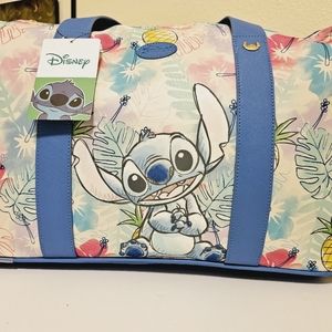 Disney Bioworld Lilo And Stitch Travel Duffle Bag With Wheels and Pull H…